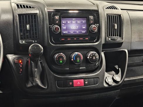 Used 2021 RAM ProMaster 2500 FWD image 6