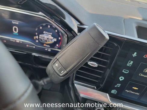 Used 2025 Chevrolet Silverado 2500 LT AWD/4WD image 27
