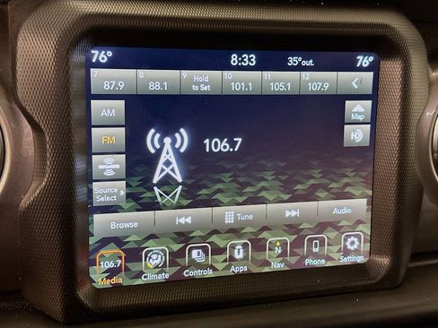 Used 2021 Jeep Wrangler Unlimited Sahara image 21