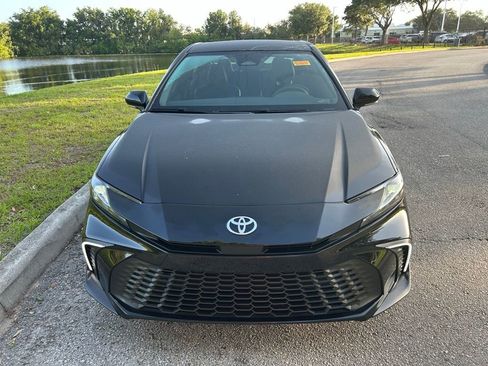 Used 2026 Toyota Camry SE w/ Convenience Package FWD image 9