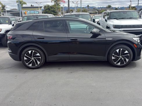 Used 2021 Volkswagen ID.4 Pro RWD image 3