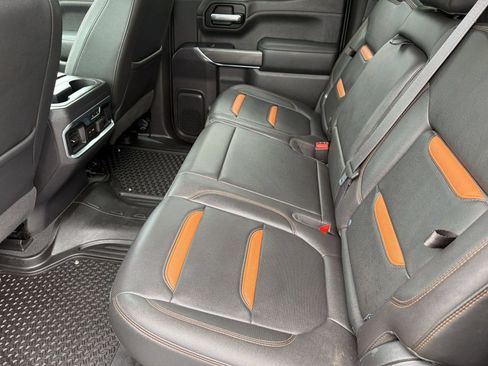 Used 2021 GMC Sierra 1500 AT4 w/ AT4 Value Package AWD/4WD image 24