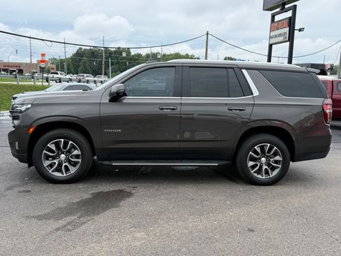 Used 2021 Chevrolet Tahoe LT w/ LT Signature Package AWD/4WD image 5
