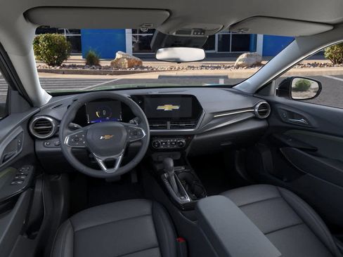 New 2026 Chevrolet Trax ACTIV w/ Driver Confidence Package FWD image 14