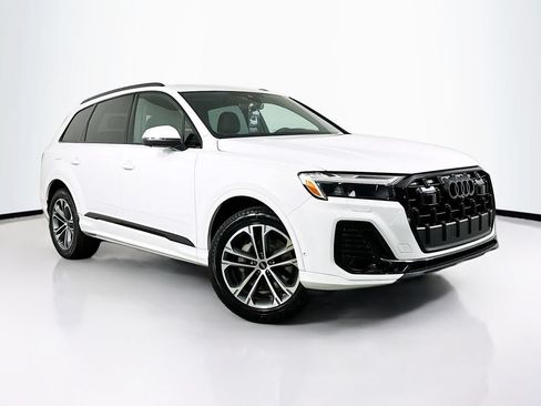 Used 2026 Audi Q7 2.0T Premium w/ Convenience Plus Package AWD/4WD image 2