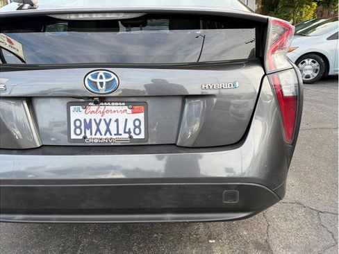 Used 2016 Toyota Prius Two FWD image 23