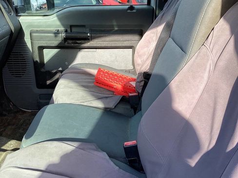 Used 2012 Ford F250 XL w/ PWR Equipment Group image 15