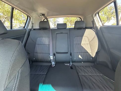Used 2022 Kia Sportage LX image 13