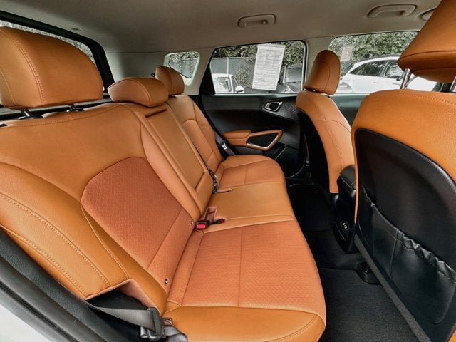 Certified 2025 Kia Soul EX FWD image 26