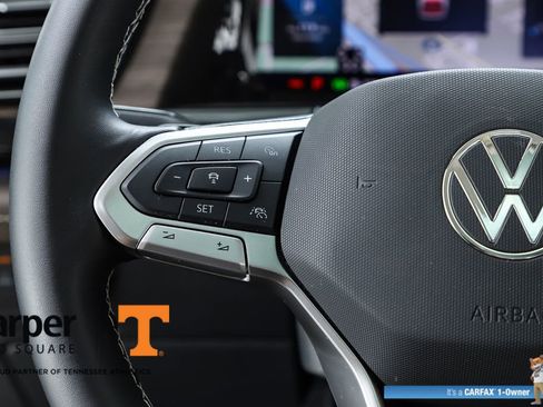 Used 2025 Volkswagen Atlas SEL image 21