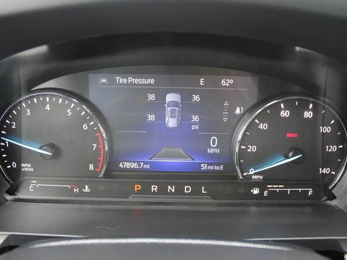 Used 2023 Ford Explorer XLT image 14