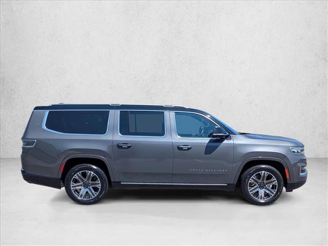 Used 2023 Jeep Grand Wagoneer L Series II AWD/4WD image 4