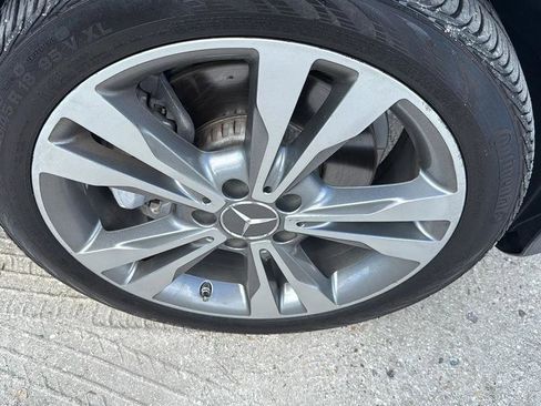 Used 2015 Mercedes-Benz C 300 Sedan image 13