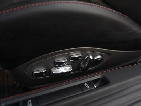 Certified 2025 Porsche 718 Boxster Spyder RS RWD image 22
