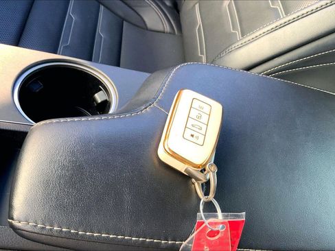 Used 2017 Lexus RC 200t F Sport image 10