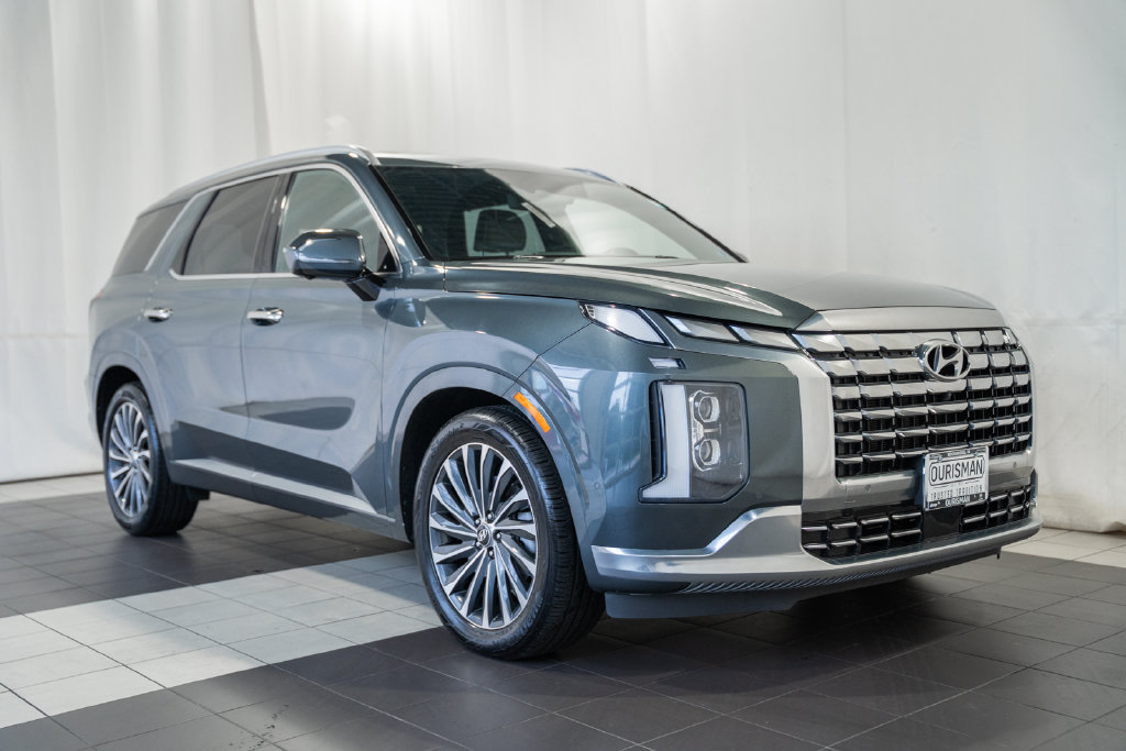 Used 2023 Hyundai Palisade Calligraphy FWD image 1