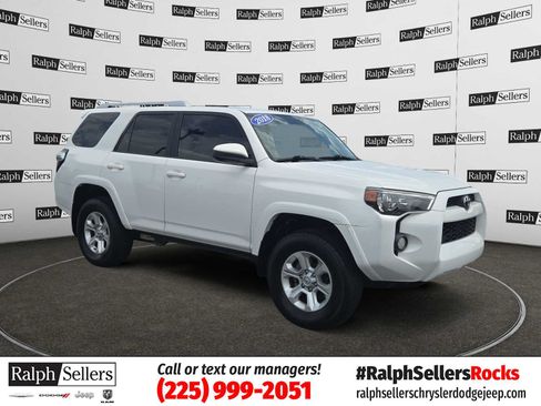 Used 2018 Toyota 4Runner SR5 RWD image 1