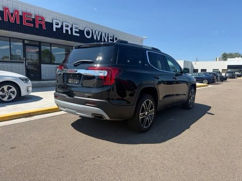 Used 2021 GMC Acadia SLT w/ Technology Package AWD/4WD image 7