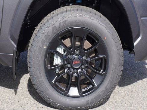 New 2025 Toyota Tundra Limited image 5