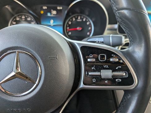 Used 2022 Mercedes-Benz GLC 300 4MATIC image 24