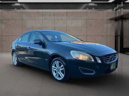 Used 2012 Volvo S60 T5 FWD image 10