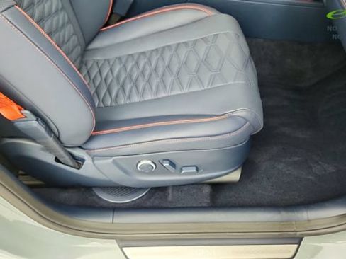 Used 2025 Genesis GV80 3.5T e-SC AWD/4WD image 23