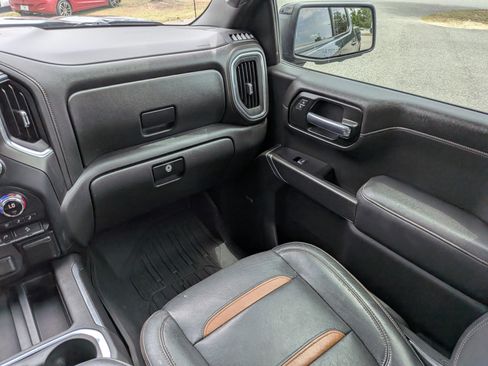 Used 2019 GMC Sierra 1500 AT4 w/ AT4 Premium Package AWD/4WD image 16