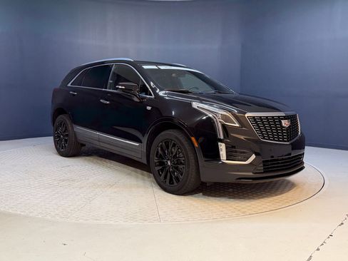 Certified 2022 Cadillac XT5 Luxury FWD image 7