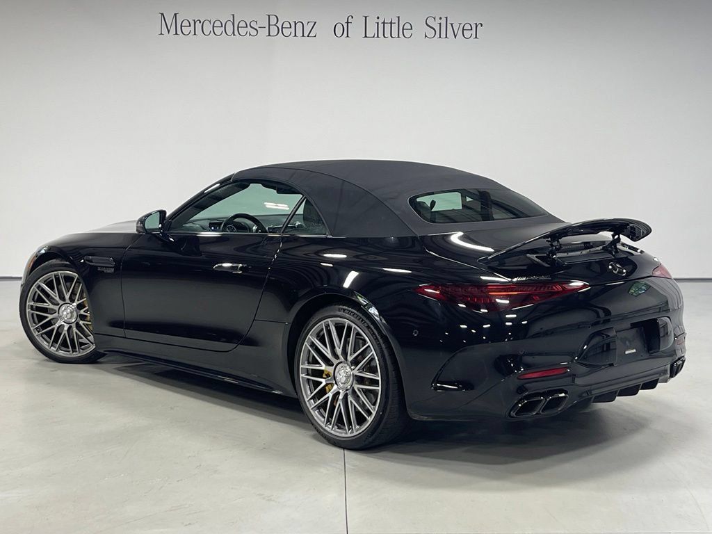 Used 2022 Mercedes-Benz SL 63 AMG 4MATIC image 5