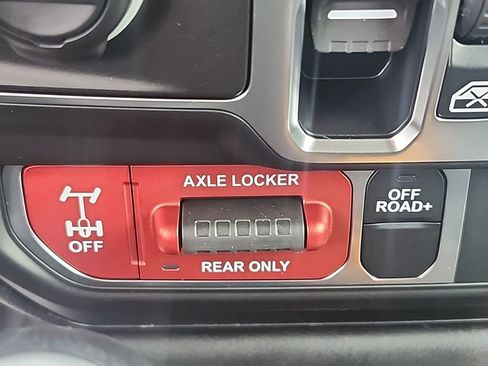 New 2026 Jeep Gladiator Willys image 7