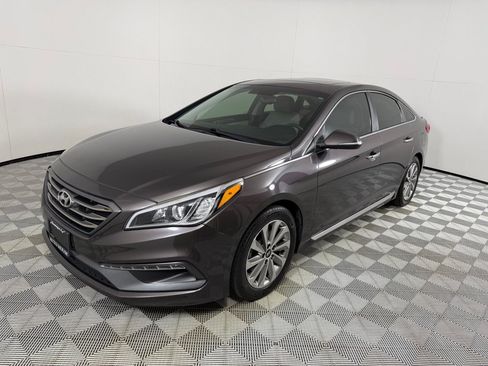 Used 2016 Hyundai Sonata Sport w/ Option Group 1V FWD image 9