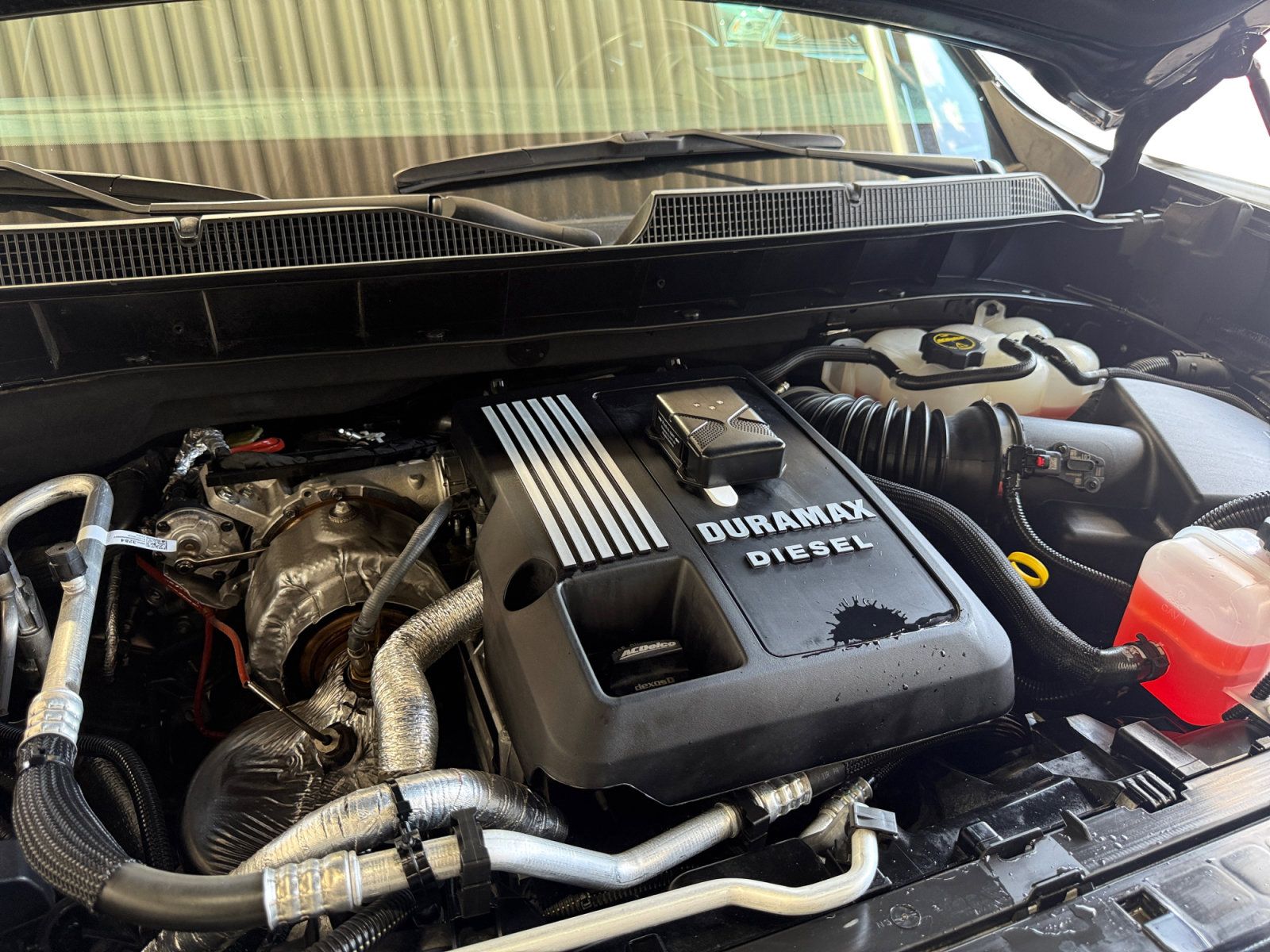 Used 2024 Chevrolet Silverado 1500 LTZ AWD/4WD image 31
