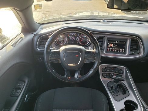 Used 2022 Dodge Challenger GT image 16