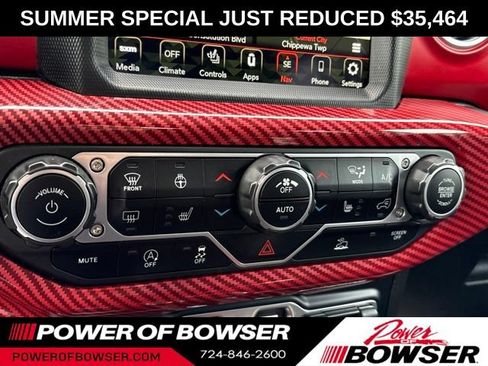 Used 2023 Jeep Gladiator Rubicon w/ Cold Weather Group AWD/4WD image 19