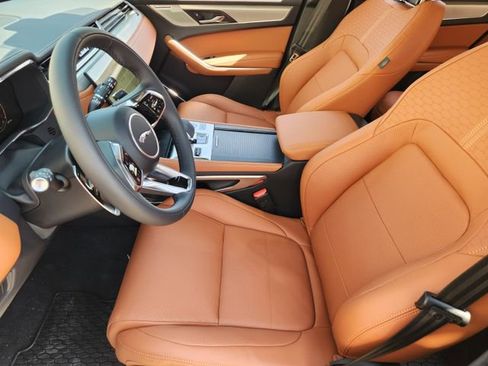 Used 2026 Jaguar F-PACE R-Dynamic S image 10