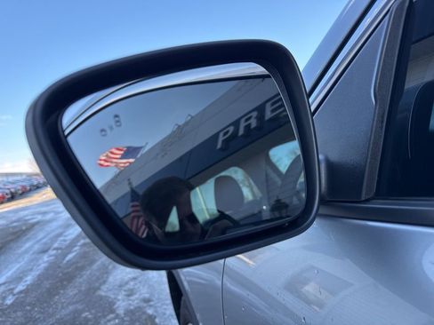 Used 2022 Ford Escape SEL image 11