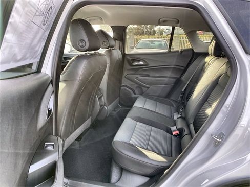 Used 2026 Chevrolet Trax LT image 25