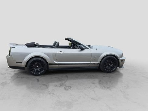 Used 2009 Ford Mustang Shelby GT500 RWD image 9