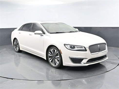 Used 2020 Lincoln MKZ Reserve w/ Elements Package image 8