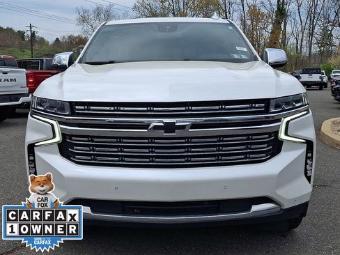 Used 2023 Chevrolet Suburban Premier AWD/4WD image 2