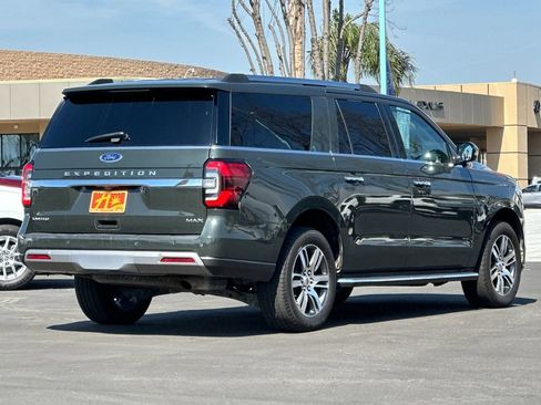 Used 2022 Ford Expedition Max Limited image 4