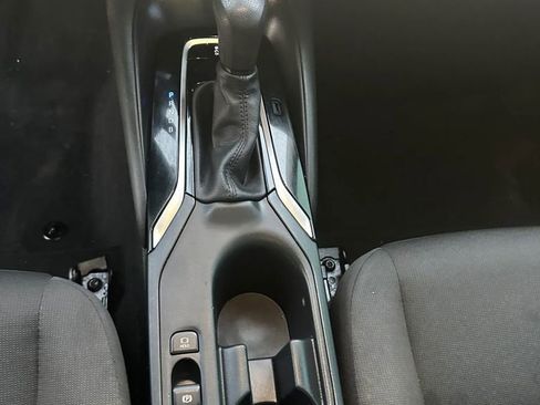 Used 2023 Toyota Corolla LE FWD image 30
