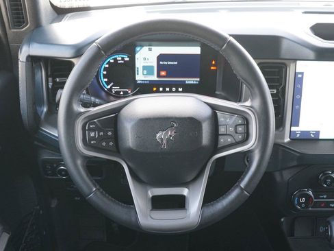 Used 2023 Ford Bronco Outer Banks AWD/4WD image 26