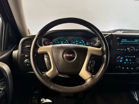 Used 2013 GMC Sierra 1500 SLE w/ Power Tech Package image 10