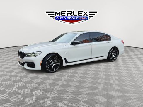 Used 2017 BMW 750i RWD image 4
