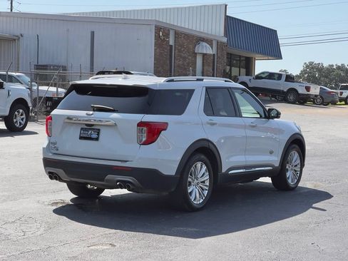 Used 2022 Ford Explorer King Ranch w/ Premium Technology Package RWD image 6