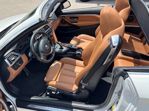Used 2018 BMW 440i Convertible RWD image 16