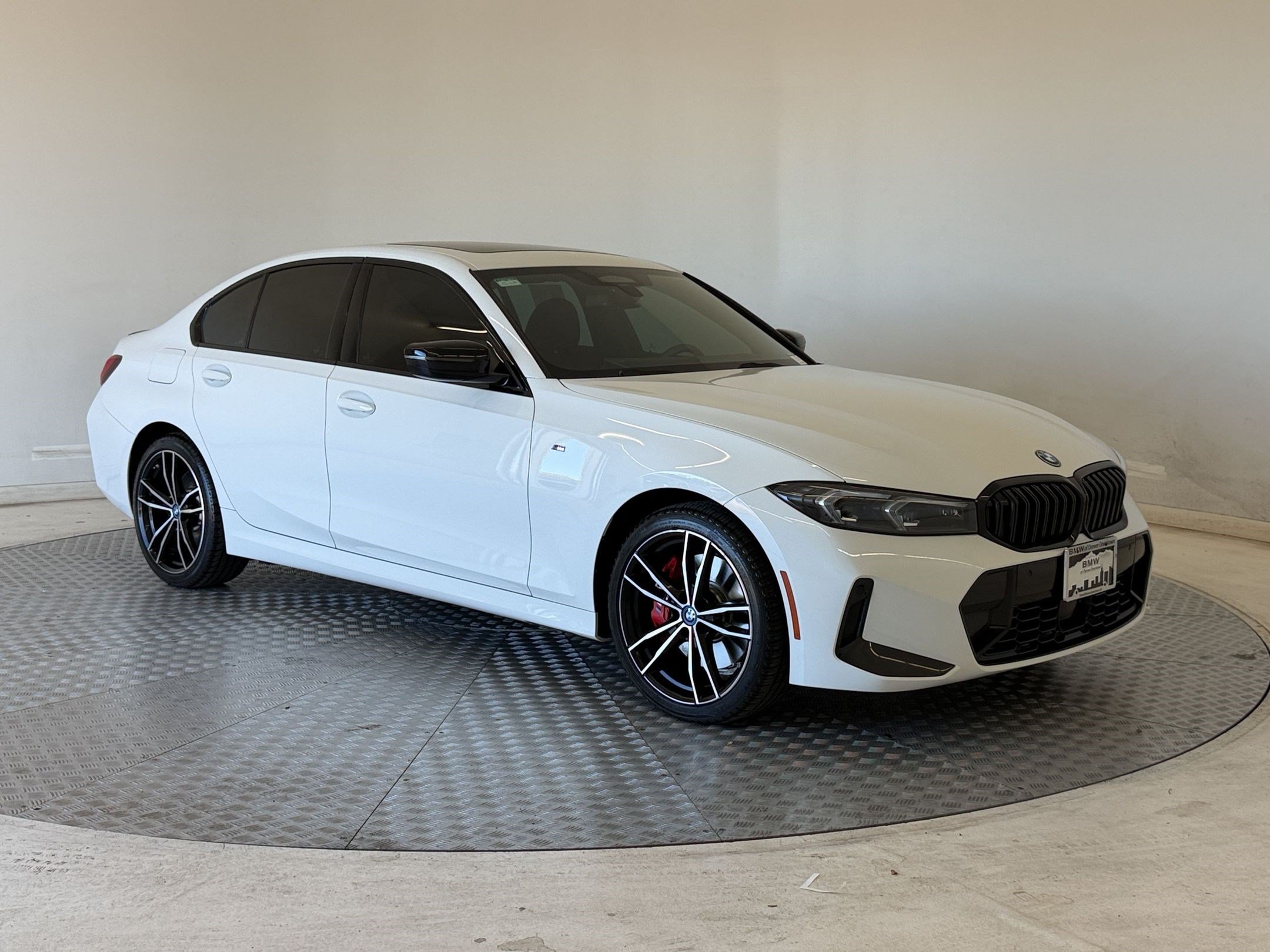 Used 2024 BMW 330e xDrive w/ Premium Package AWD/4WD image 7