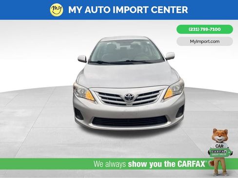 Used 2013 Toyota Corolla LE image 2