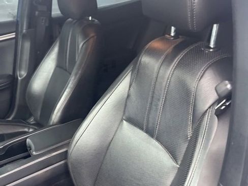 Used 2020 Honda Civic Sport image 11